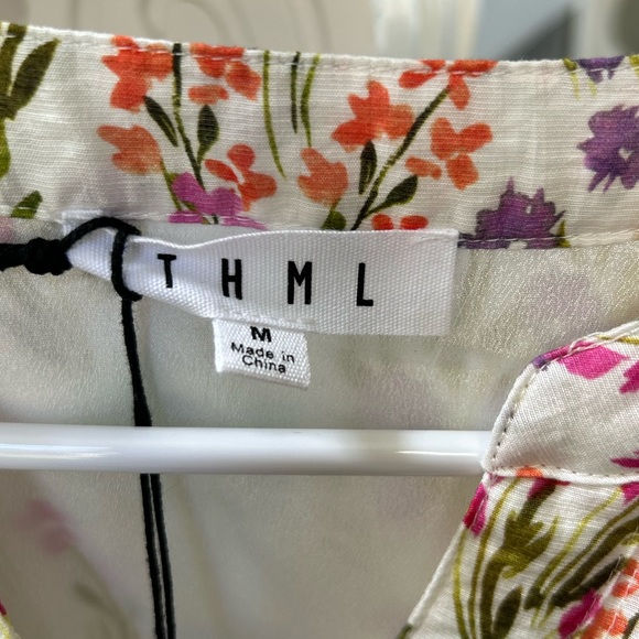 Size M Hazel Flutter Sleeve Floral THML Dress - Picture 4 of 6